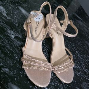BRAND NEW BELLANIE RHINESTONE STRAP WOMEN's STRAPPY SANDALS